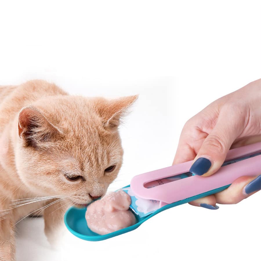 Pet Squeezer Spoon